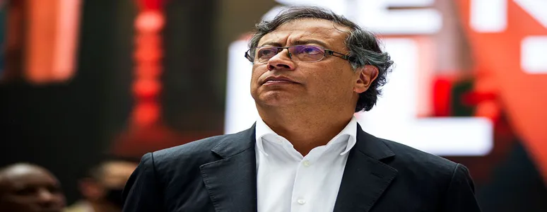 Президент Колумбии Густаво Петро стал держателем биткоина